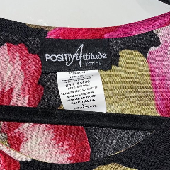 Vintage Positive Attitude Petite Black and Red Large Floral Print Blouse Size 14 - Picture 2 of 3